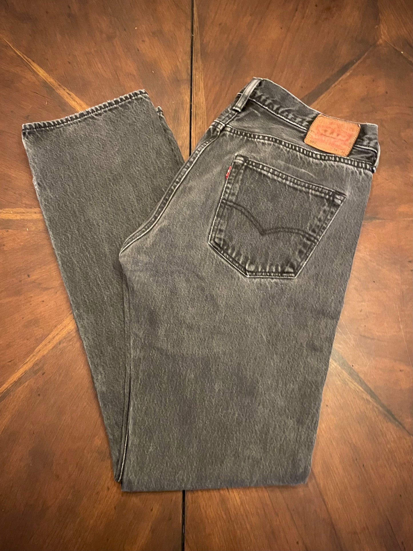 Levi's 5 pkt Faded Regular Leg Dark Wash High Rise Jean