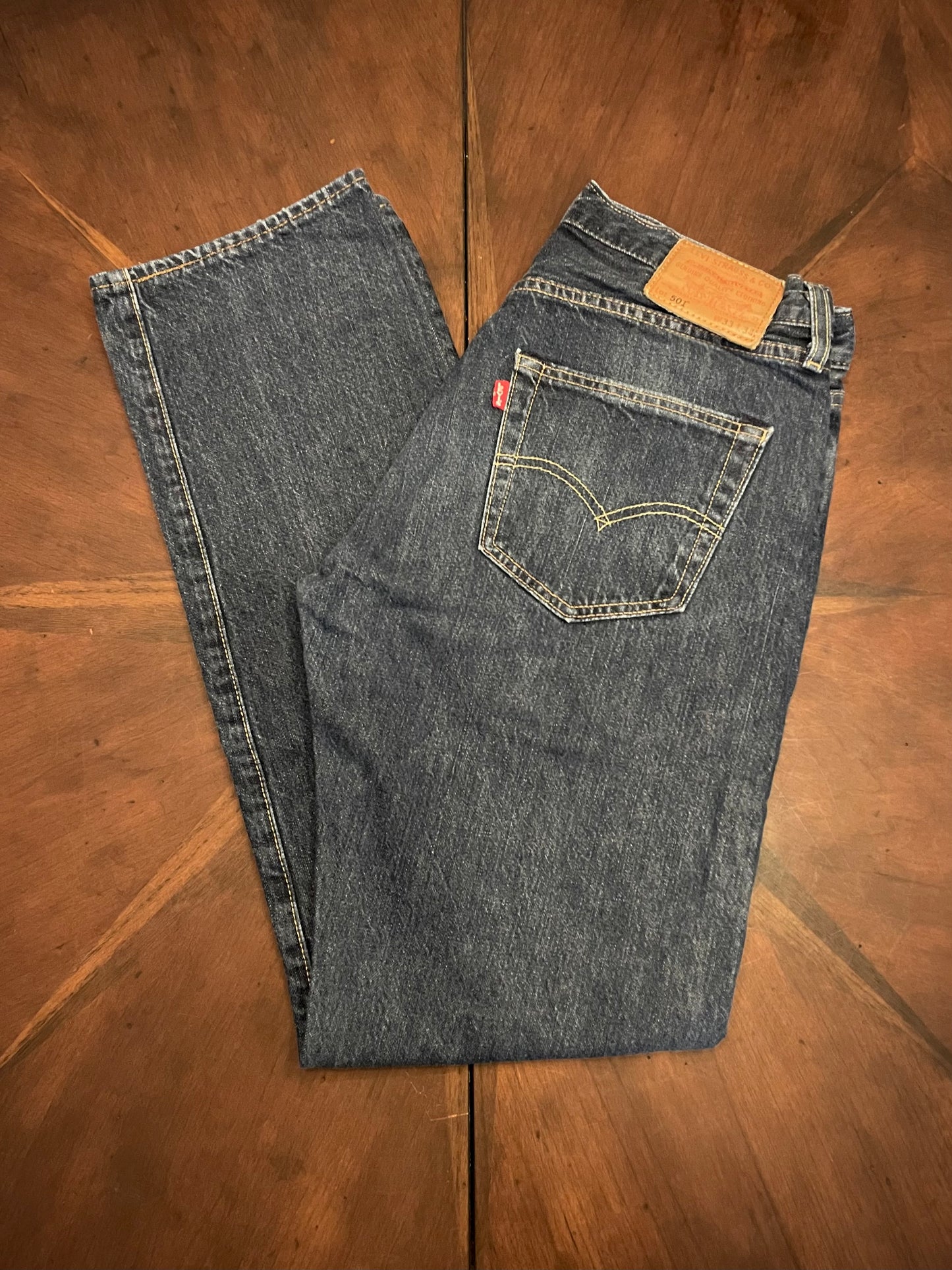 Levi's 5 pkt Regular Leg High-Rise 501 with Vintage Patch
