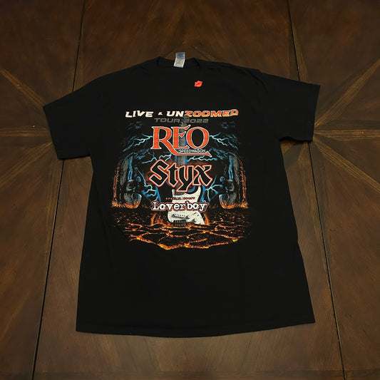 REO Speedwagon / Styx / Loverboy Concert Tee with Lip Accents