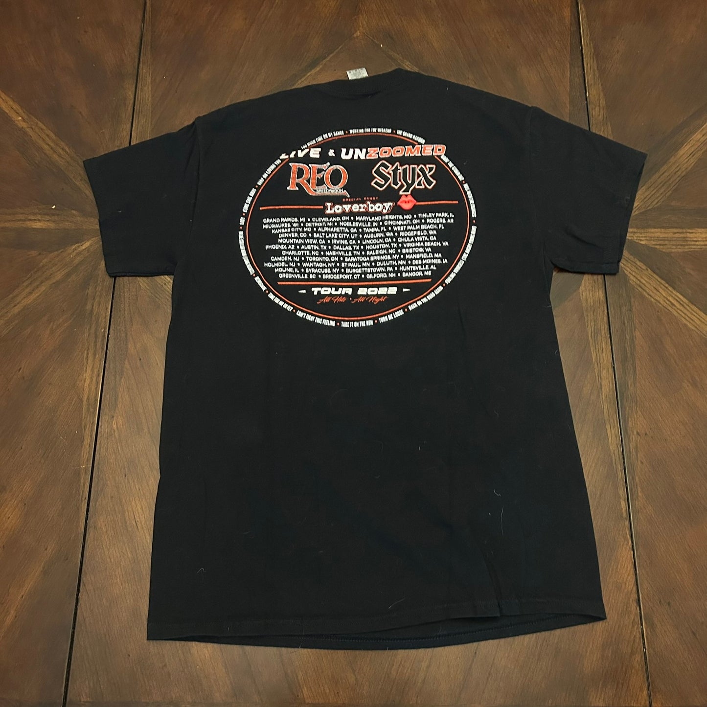 REO Speedwagon / Styx / Loverboy Concert Tee with Lip Accents