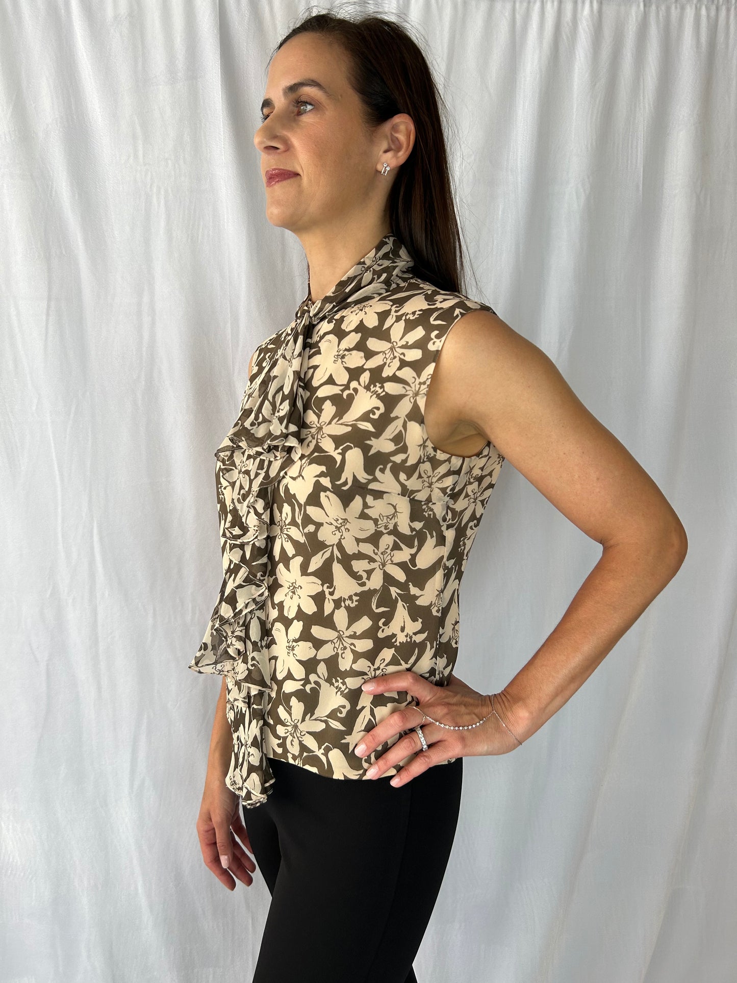 Carolina Herrera Floral Sleeveless Blouse with Ruffle Front