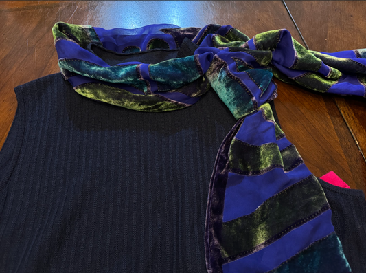 St. John Navy Mock Sleeveless Sweater with Velvet Scarf