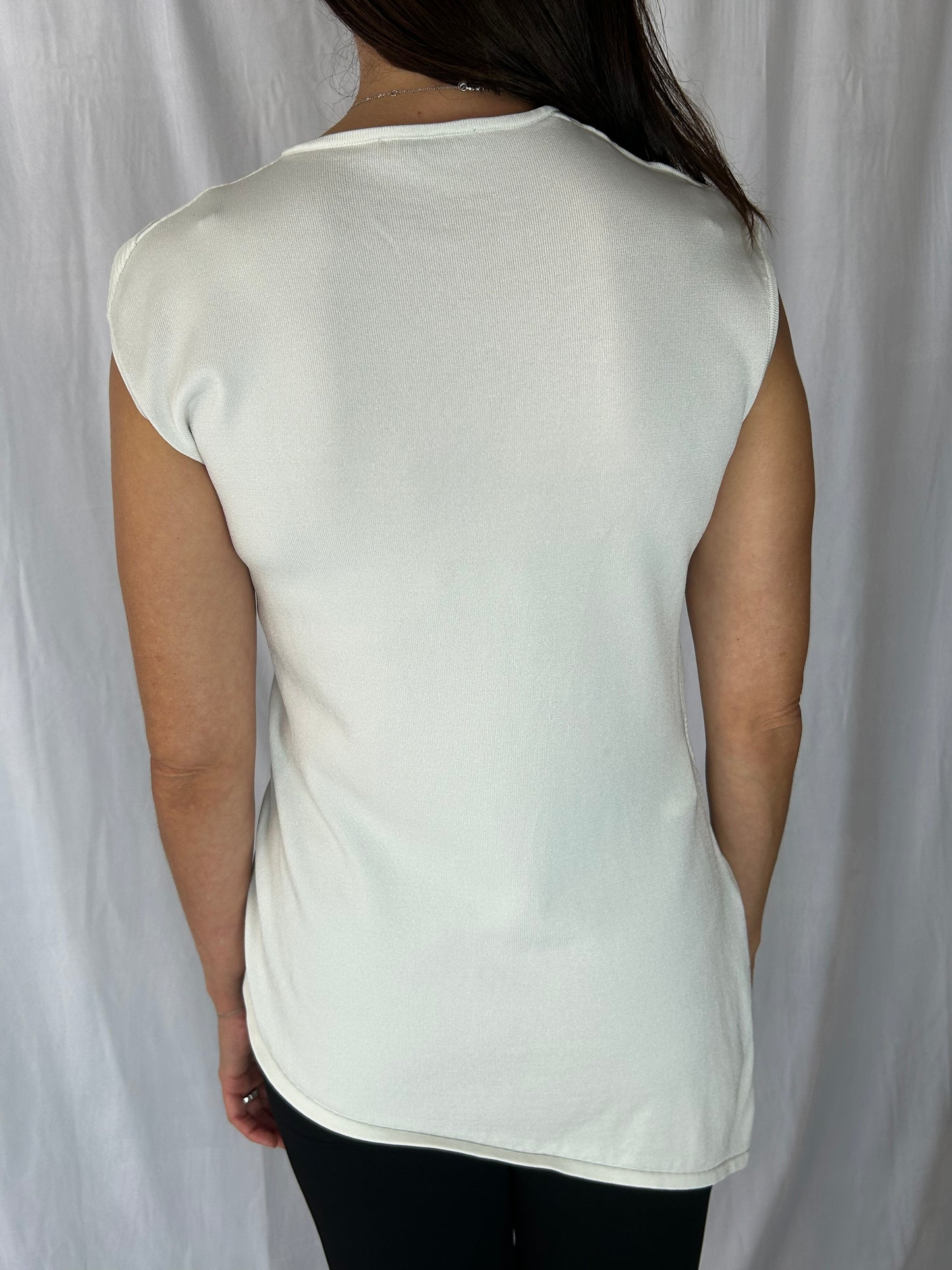 Carolina Herrera Ivory Sleeveless Jewel Sweater with Assymetrical Hemn