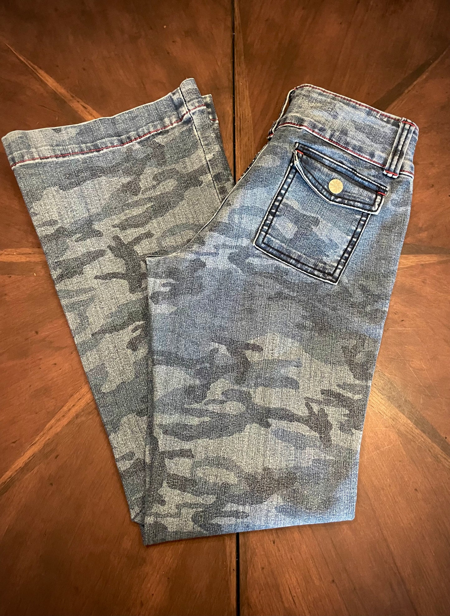 Younique Faded Bootcut Mid-Rise Denim Camo Pant with Appliqué Stars