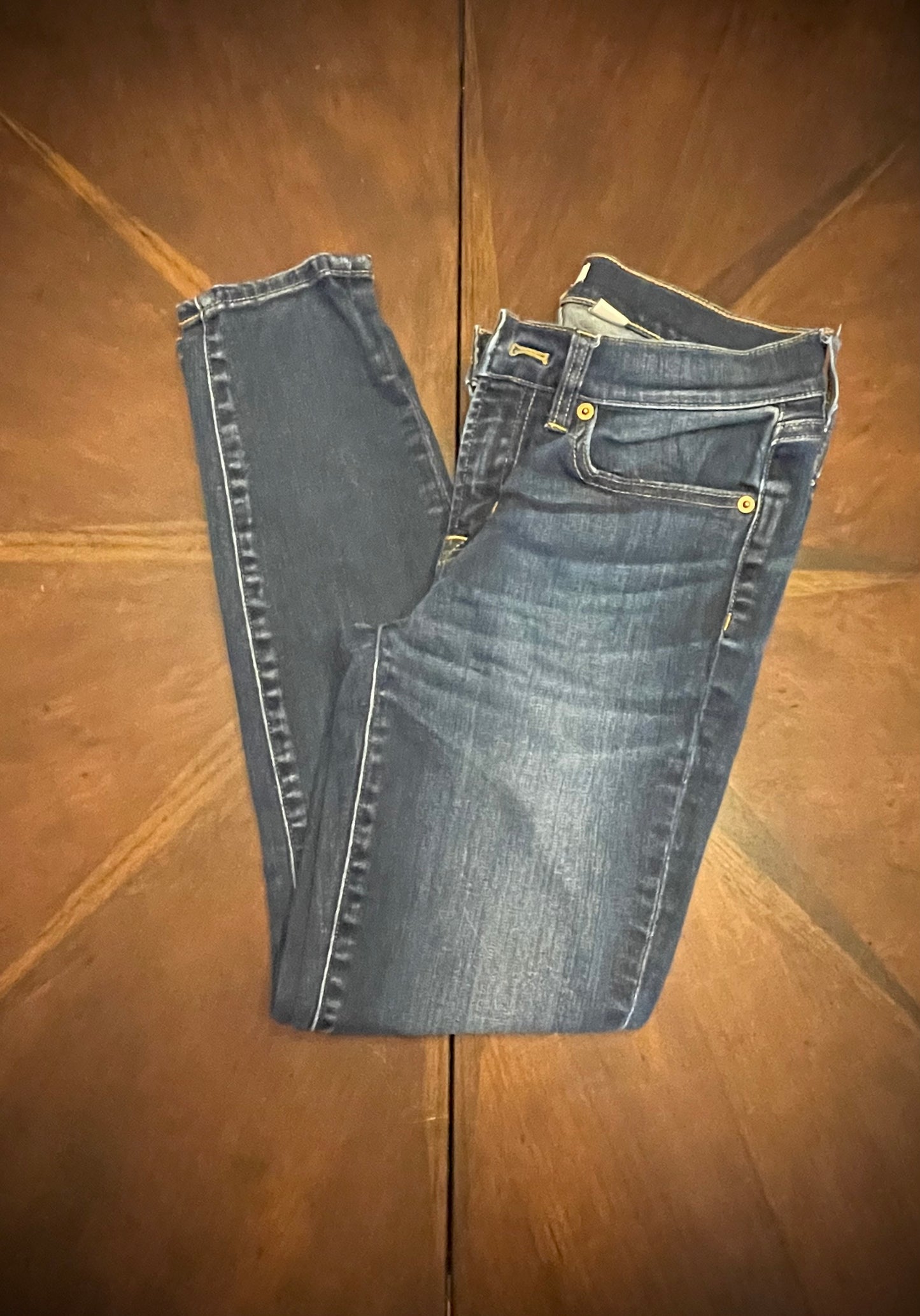 American Eagle Hi-Rise Skinny Stretch Distressed Blue Jeans