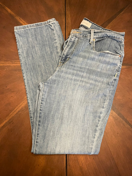 Levi's 5 pocket Mid-Rise Slim Jeans
