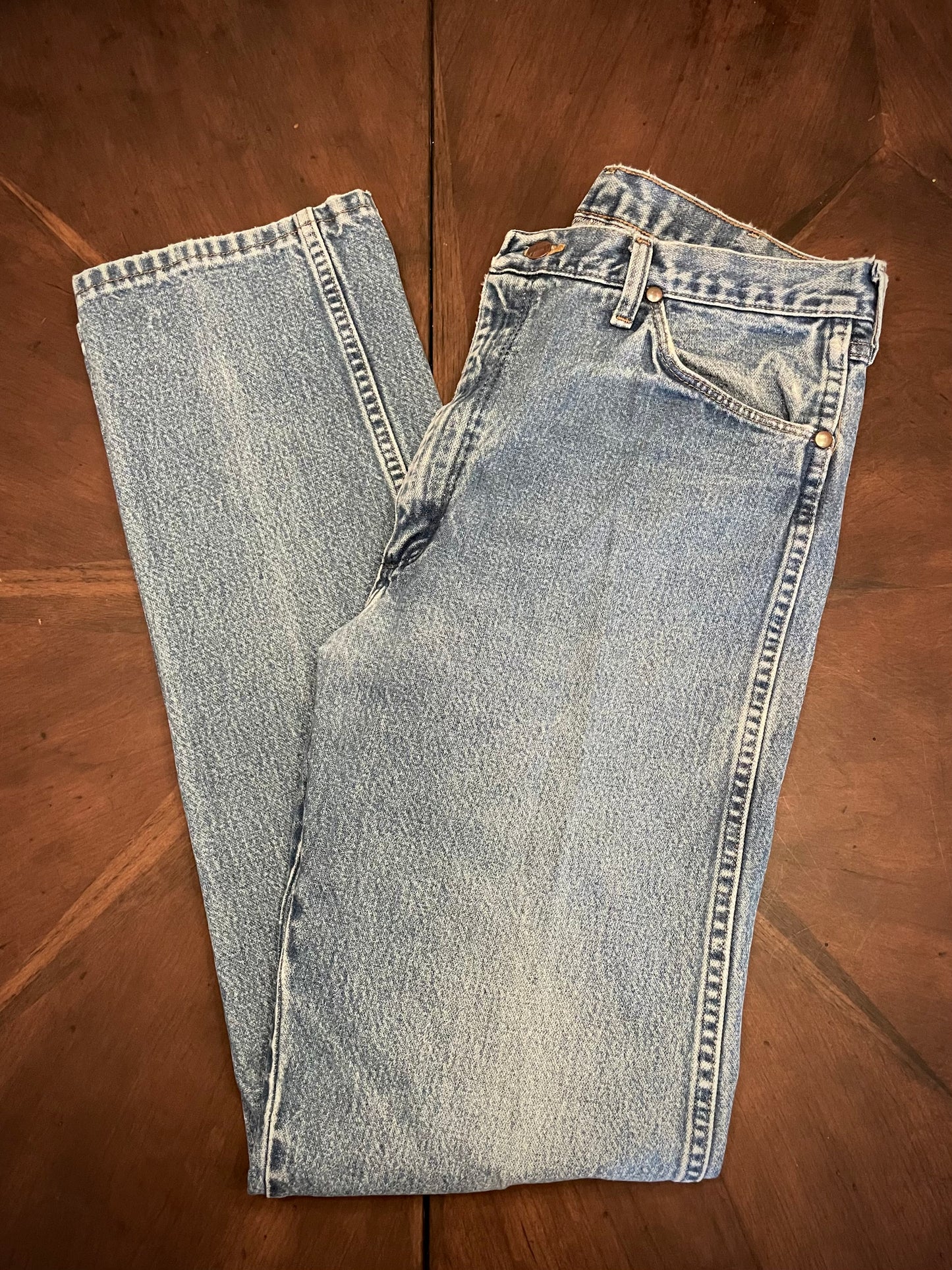 Wrangler 5 pkt with Orange Stitching Cropped Bootcut High-rise Jean