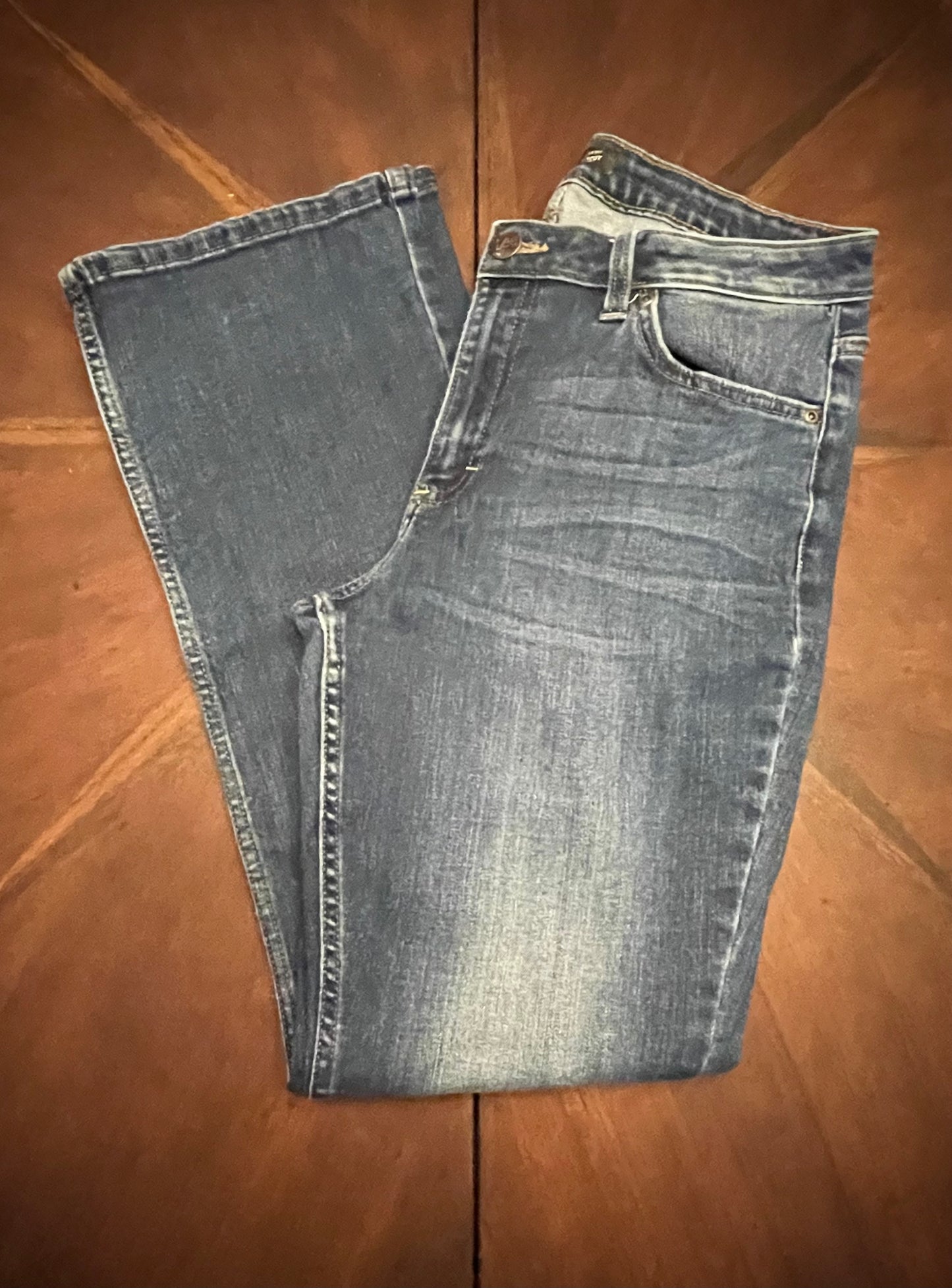 Lee 5 Pocket Bootcut Mid-Rise Jeans