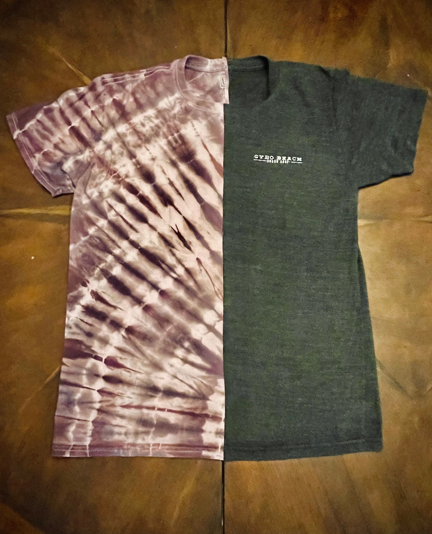 Tie-dye/Gyro Beach Fused Graphic Purple & Black Graphic Tee