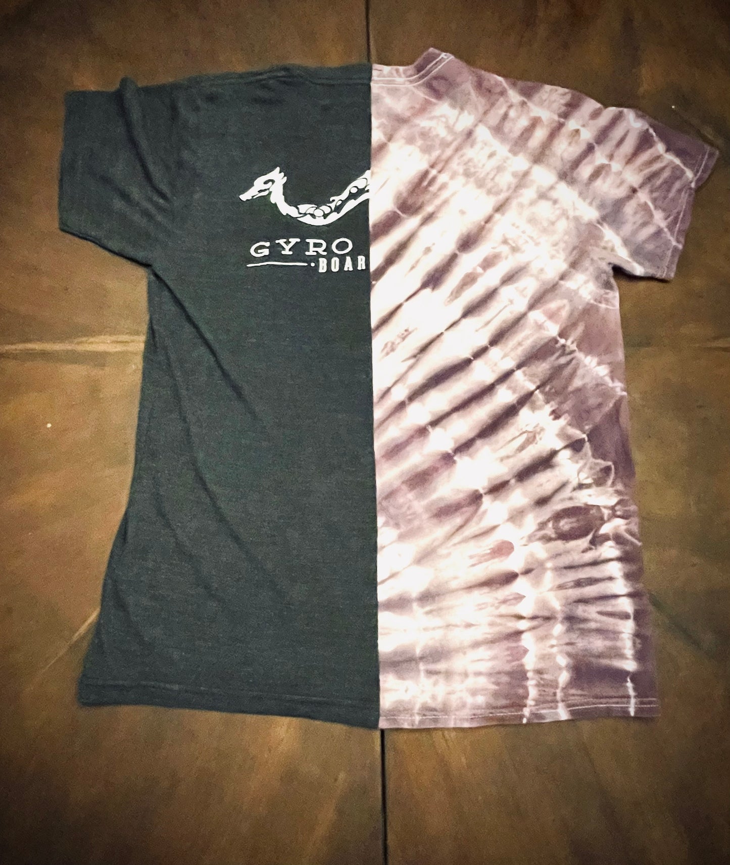 Tie-dye/Gyro Beach Fused Graphic Purple & Black Graphic Tee